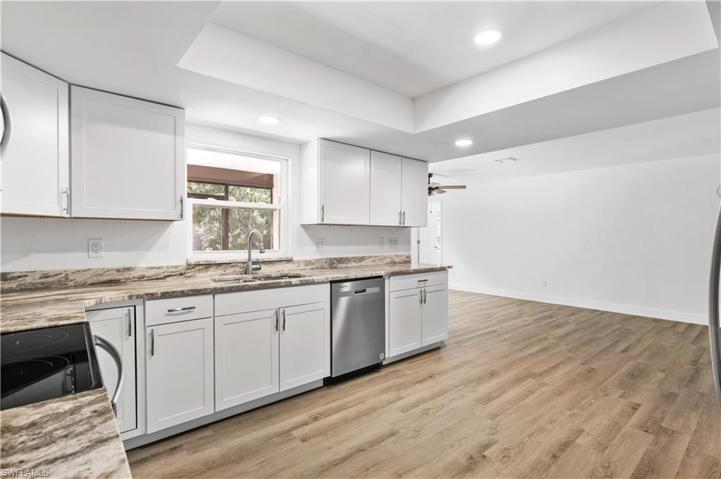 8091  Cleaves  RD, North Fort Myers, FL 33903