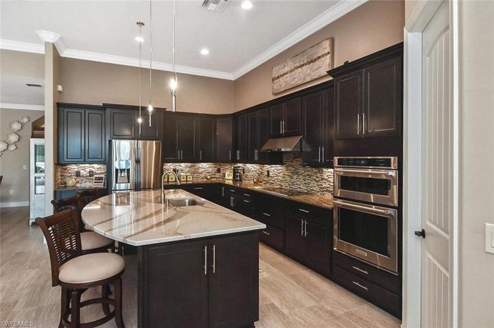 Kitchen and beyond