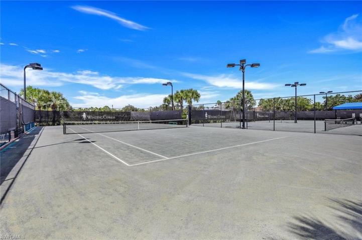 Tennis