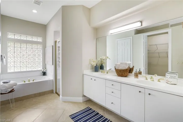 1074  Augusta Falls  WAY, Naples, FL 34119