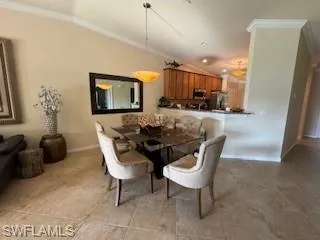 9844 Venezia Cir 721, Naples, Florida 34113