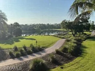 9844 Venezia Cir 721, Naples, Florida 34113