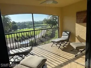 9844 Venezia Cir 721, Naples, Florida 34113