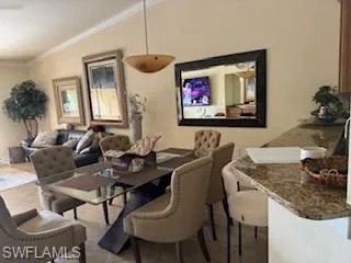 9844 Venezia Cir 721, Naples, Florida 34113