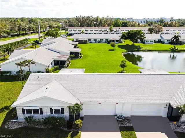 Great location close to beaches, airport, shopping & restaraunts.