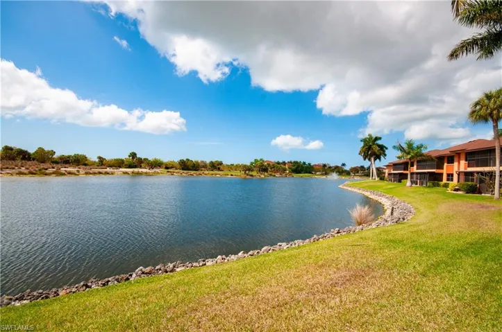 1538  Mainsail  DR, Naples, FL 34114