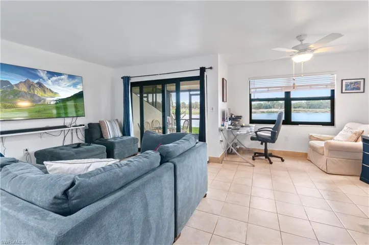 1538  Mainsail  DR, Naples, FL 34114