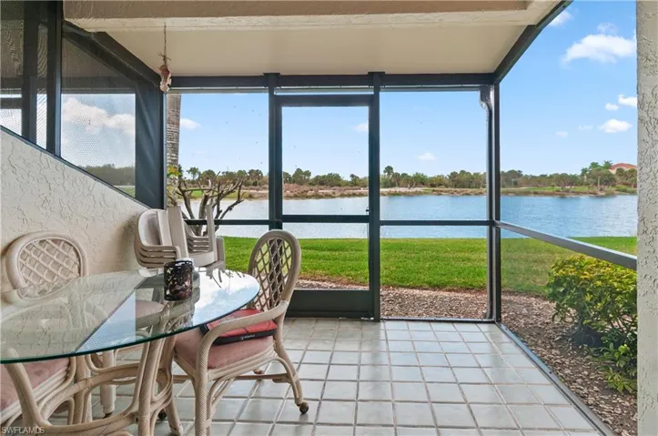 1538  Mainsail  DR, Naples, FL 34114