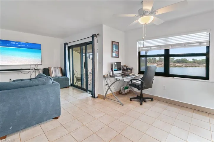 1538  Mainsail  DR, Naples, FL 34114