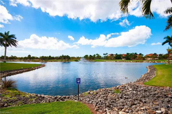 1538  Mainsail  DR, Naples, FL 34114