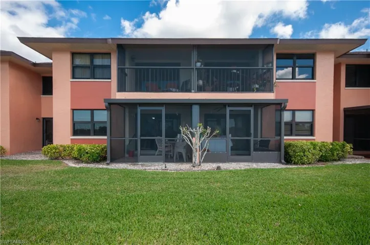 1538  Mainsail  DR, Naples, FL 34114