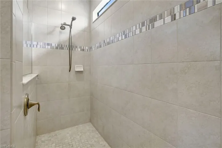 11752 Bowes Cir, Fort Myers, Florida 33913