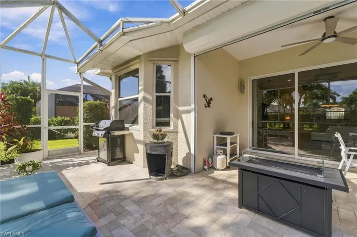 6524 Castlelawn Pl 64, Naples, Florida 34113