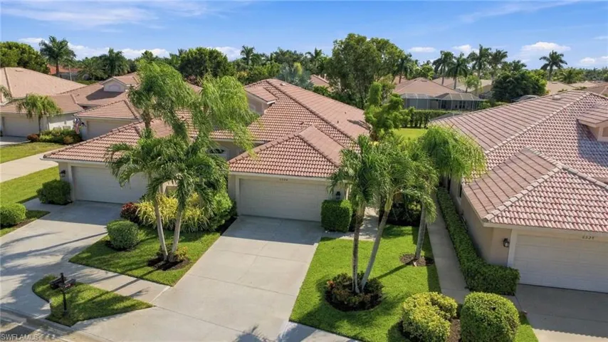 6524 Castlelawn Pl 64, Naples, Florida 34113