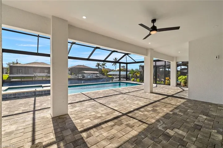 Pool and Spa Screened Lanai