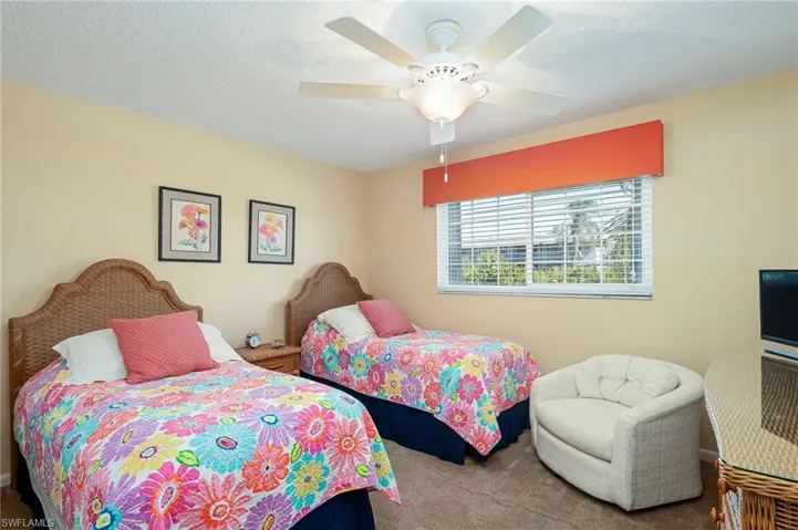 6916 Winkler Rd, Fort Myers, Florida 33919