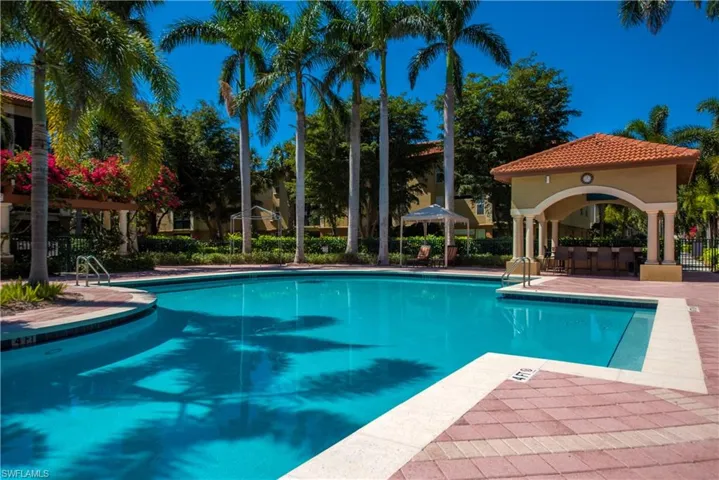 8960 Colonnades Ct E 932, Bonita Springs, Florida 34135