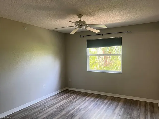 8960 Colonnades Ct E 932, Bonita Springs, Florida 34135