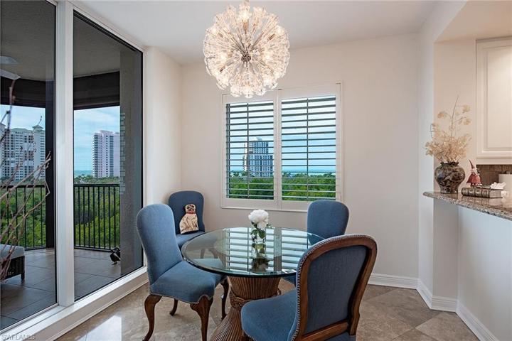 8960  Bay Colony  DR, Naples, FL 34108