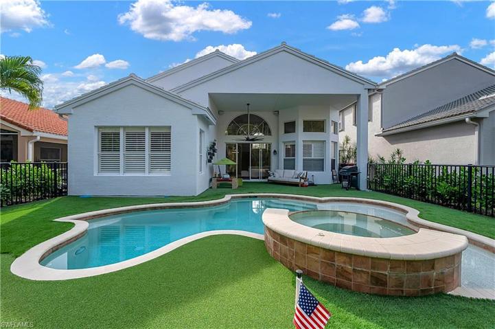 2366 Butterfly Palm DR, NAPLES FL 34119
