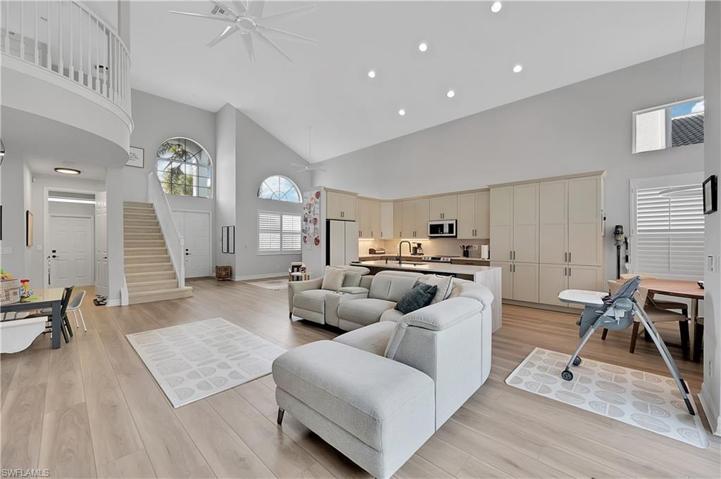 2366 Butterfly Palm DR, NAPLES FL 34119