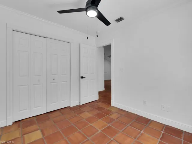 1215  Jung E BLVD, Naples, FL 34120