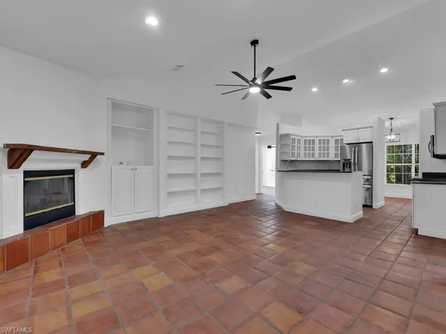 1215  Jung E BLVD, Naples, FL 34120
