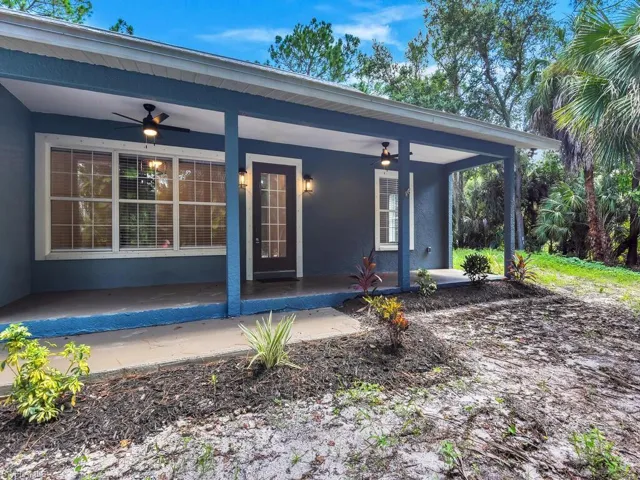 1215  Jung E BLVD, Naples, FL 34120