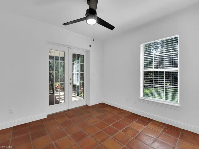 1215  Jung E BLVD, Naples, FL 34120
