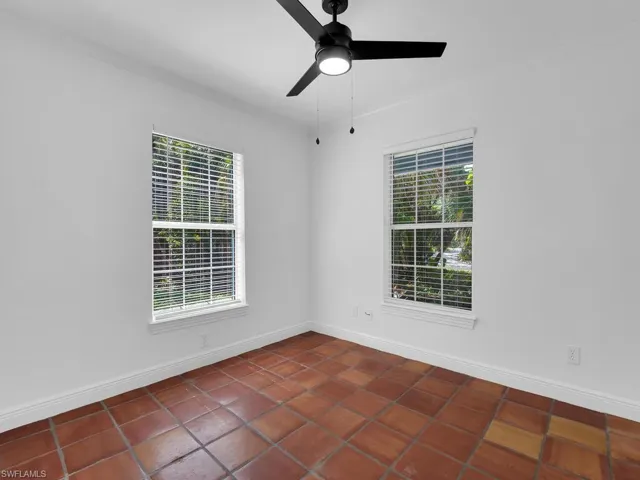 1215  Jung E BLVD, Naples, FL 34120