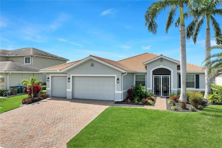 2526  Ashbury  CIR, Cape Coral, FL 33991