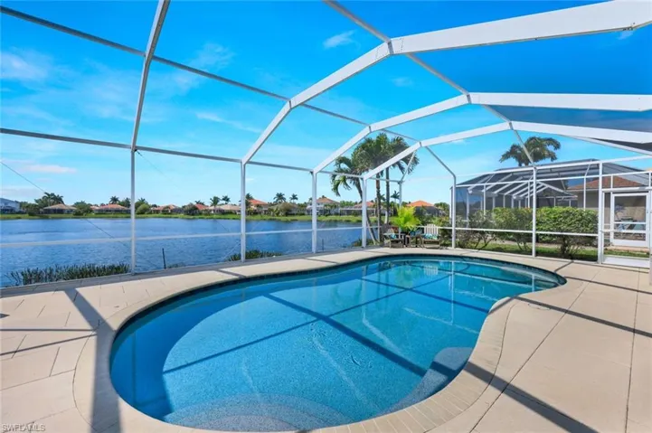2526  Ashbury  CIR, Cape Coral, FL 33991