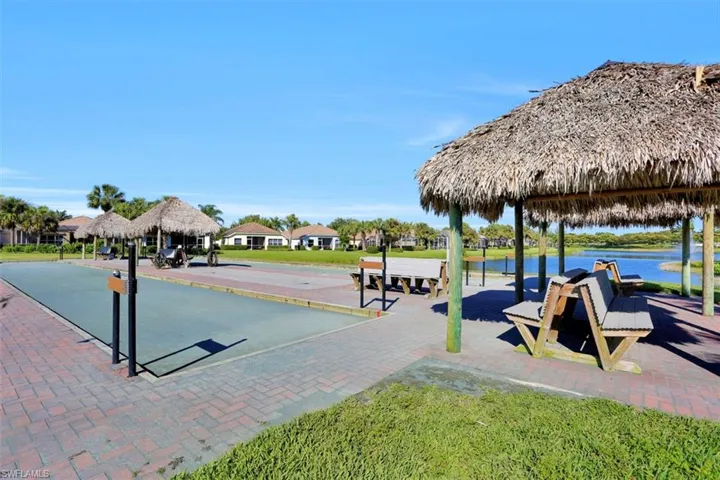 2526  Ashbury  CIR, Cape Coral, FL 33991