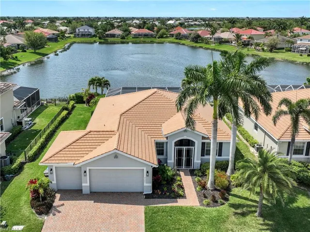 2526  Ashbury  CIR, Cape Coral, FL 33991
