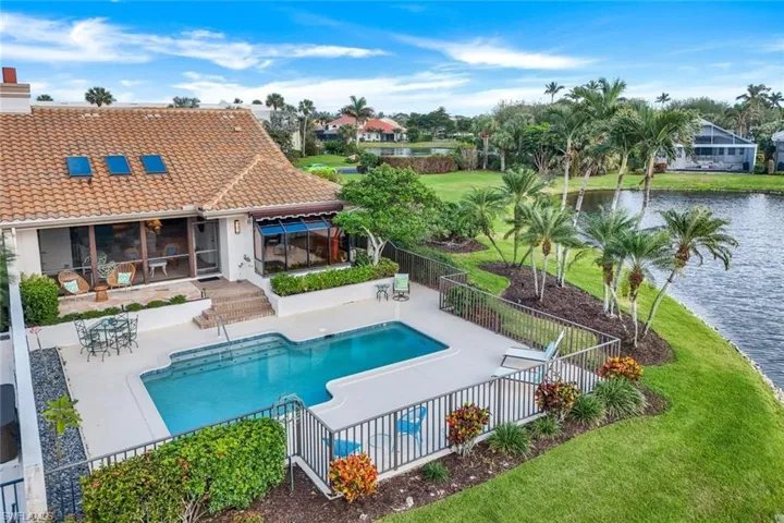 3762  Haldeman Creek  DR, Naples, FL 34112