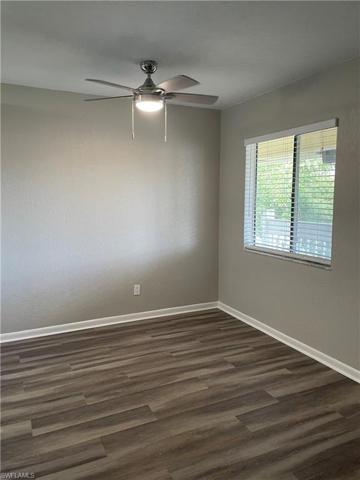 4607  Bayshore  DR, Naples, FL 34112