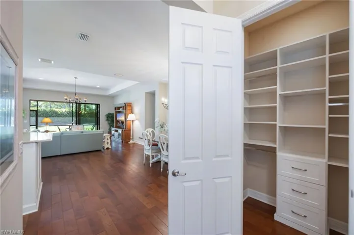 13736 Luna Dr, Naples, Florida 34109