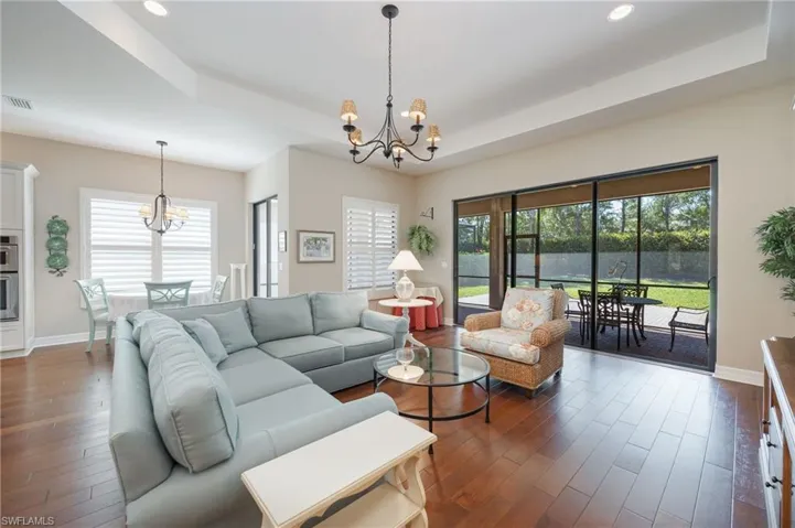 13736 Luna Dr, Naples, Florida 34109