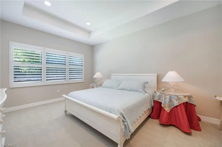 13736 Luna Dr, Naples, Florida 34109