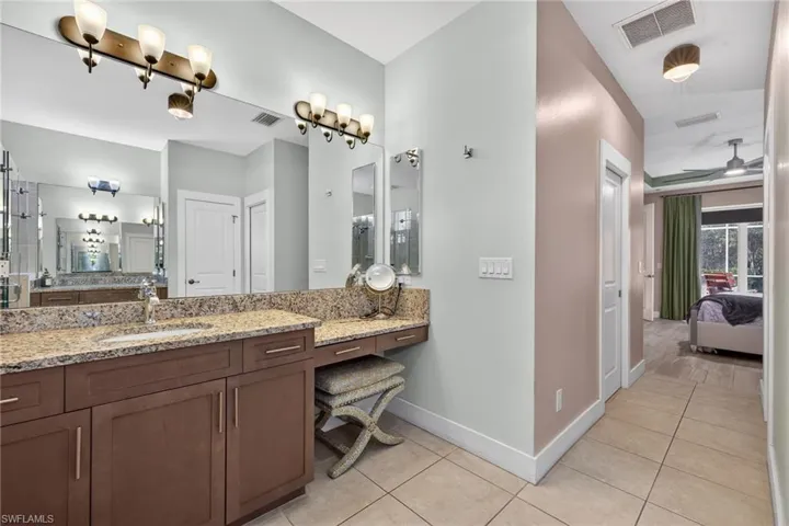 12251 Mcgregor Blvd, Fort Myers, Florida 33919