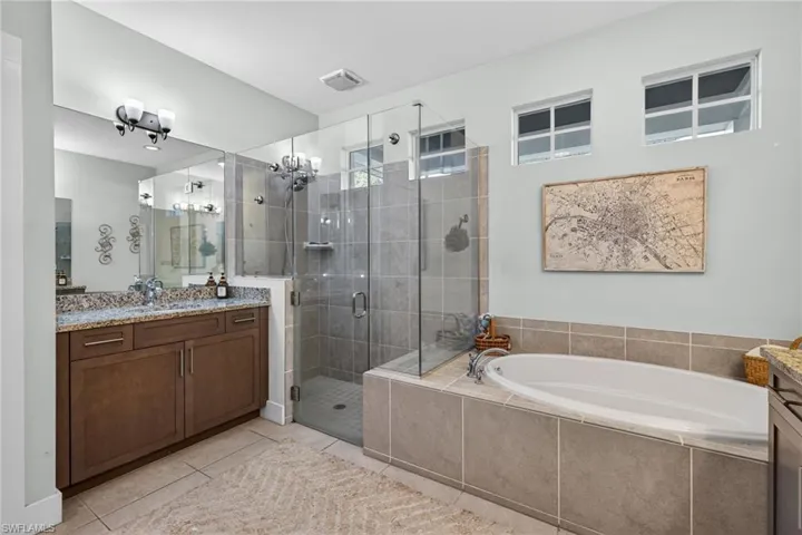 12251 Mcgregor Blvd, Fort Myers, Florida 33919