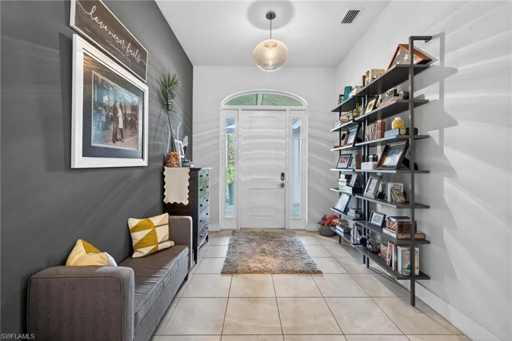 12251 Mcgregor Blvd, Fort Myers, Florida 33919