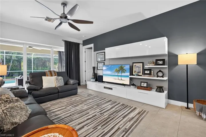 12251 Mcgregor Blvd, Fort Myers, Florida 33919