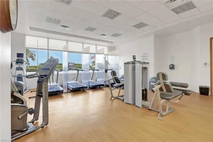 2090 W 1st St # J910, Fort Myers Fl 33901