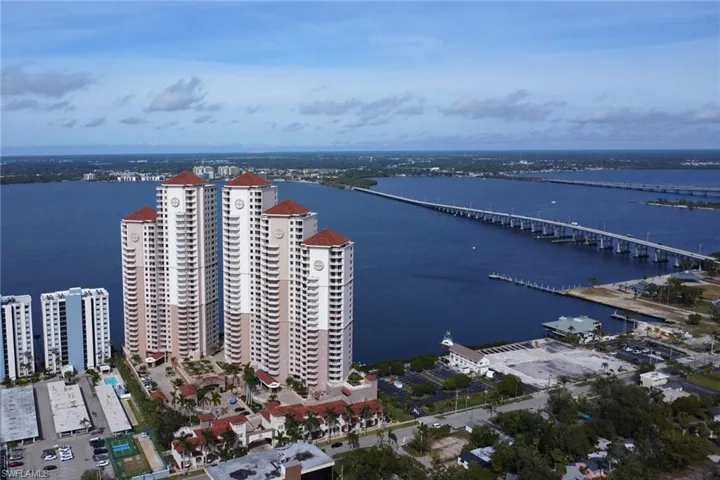 2090 W 1st St # J910, Fort Myers Fl 33901
