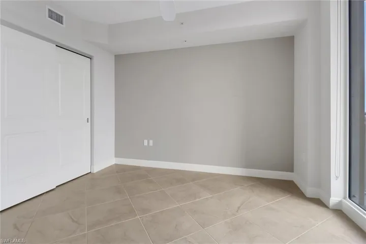 2090 W 1st St # J910, Fort Myers Fl 33901
