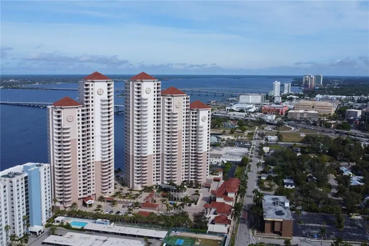 2090 W 1st St # J910, Fort Myers Fl 33901