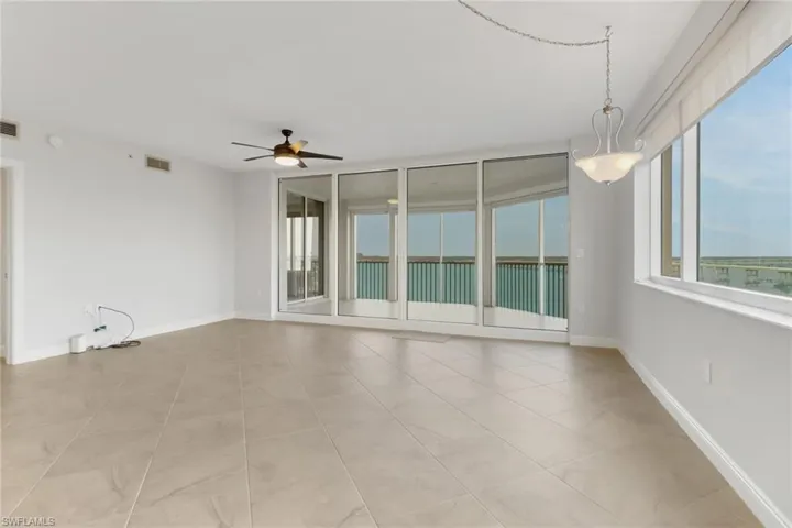 2090 W 1st St # J910, Fort Myers Fl 33901