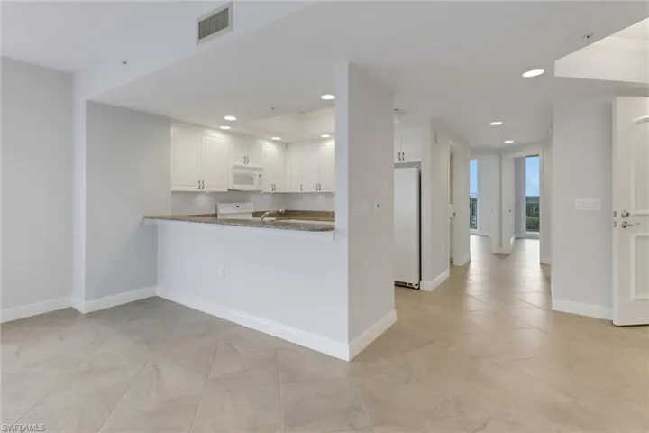 2090 W 1st St # J910, Fort Myers Fl 33901