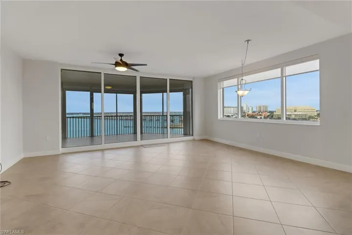 2090 W 1st St # J910, Fort Myers Fl 33901